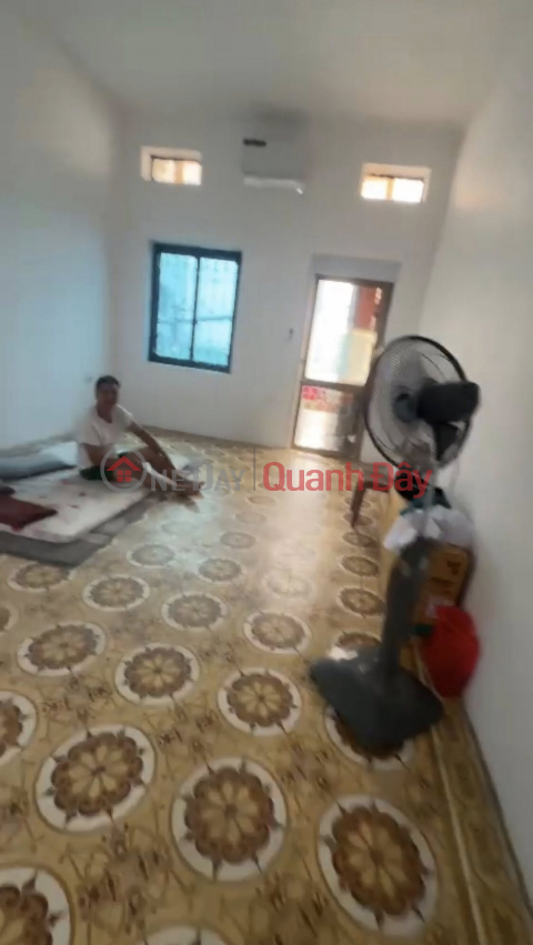 House for rent in Nguyen Lan car alley, 45 m² x 3 floors, 2 bedrooms, 3 bathrooms _0