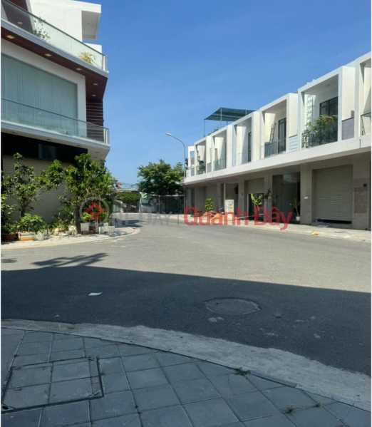 Property Search Vietnam | OneDay | Residential Sales Listings, 3-STOREY CORNER HOUSE FOR SALE IN VCN PHUOC LONG URBAN AREA