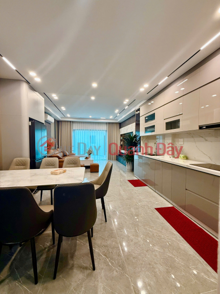 đ 15.9 Billion SUPERB PROPERTY IN MILITARY LAND AREA, CAR PARKING AT THE DOOR, Ngoc Thuy, 57m2 X 6 Floors X 15.9 Billion VND. Long Bien - Hanoi.