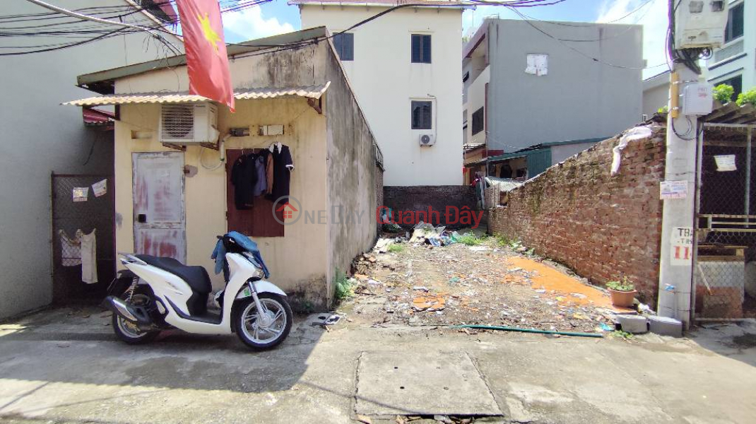 Land for sale in Tram Street, 50m x 4 square, car access, more than 9 billion, negotiable. Contact 0936123469 Sales Listings