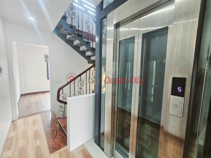 RARE ALLEY FRONTAGE FOR BUSINESS - DAO TAN - BA DINH - 55M X 6 FLOORS WITH ELEVATOR - BEAUTIFUL HOUSE WITH FULL INTERIOR Sales Listings