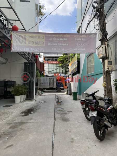 đ 8,79 tỷ **Bán nhà phường 14 Tân Bình, hẻm 11 Trương Công Định (7x14) - 86tr/m2