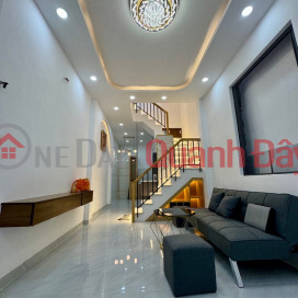 House for sale right at Pham Van Hai market, ward 3, Tan Binh, new house 30m2 only 308 million _0