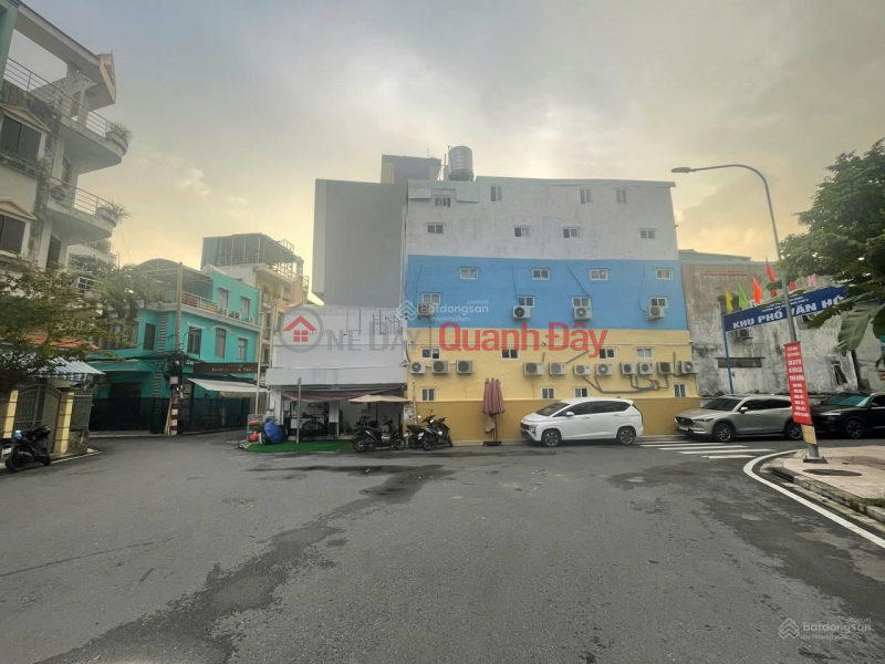 Apartment building for sale at 1-12 Hung Hoa Street, Tan Binh District, 3 floors, 27 rooms, 1 kiosk, fully furnished, good cash flow. Sales Listings