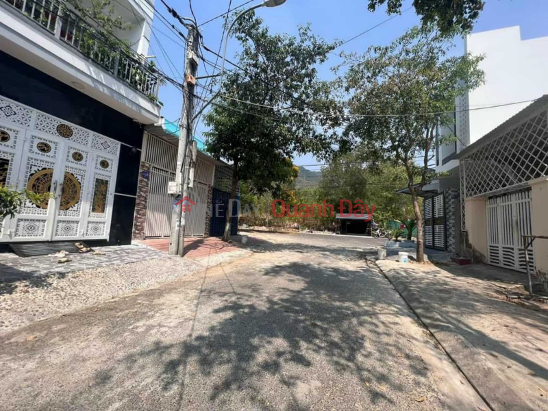 Selling Dat Lanh Resettlement Lot - Vinh Thai - Nha Trang PRICE 1Ty580 Sales Listings