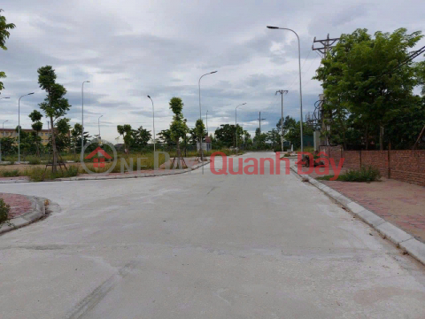 Land for sale at auction Dg08 tourist belt Chua Thay - Sai Son - Quoc Oai _0