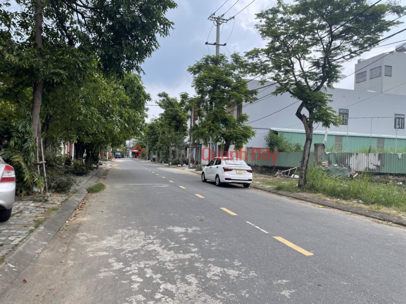 DA NANG, EDUCATIONAL LAND FOR SALE IN SON TRA DISTRICT 3000m 3 FRONTAGES OF 7M5 STREET MILITARY CENTER, NEAR THE SEA, NEAR THE RIVER, RESIDENTIAL AREA Sales Listings