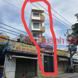 Space for rent in Binh Tan, 32m2 with large yard, busy shopping area. _0