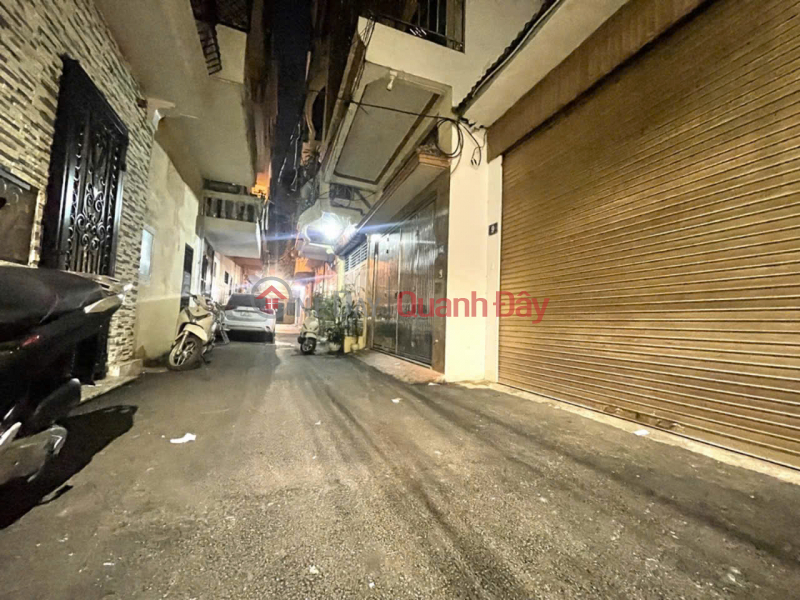 Vương Thừa Vũ 45m 6 tầng thang máy, đẳng cấp ô tô vào nhà, nội thất xin Niêm yết bán