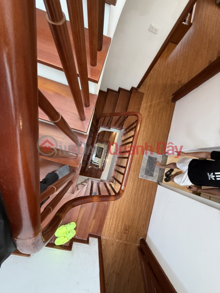 đ 12.7 Billion House for sale in Hoa Lam, Le Mat, 70m² x 4 floors, with garden, accessible by car, cheapest price in the area.