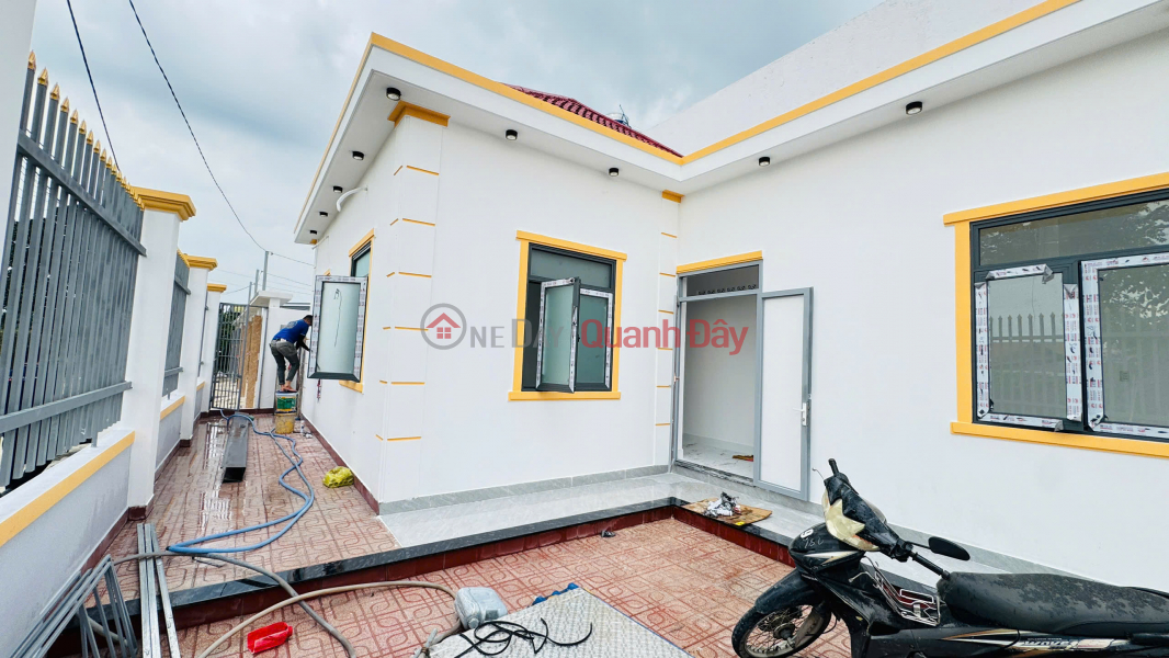 Làm ơn chọn, Nhà ở, Niêm yết bán đ 2 tỷ