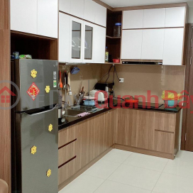 I posted the same price - 2PN 57m2 priced at 2ty2 with furniture. P4 9th floor has a very nice view Contact 0382202524 _0