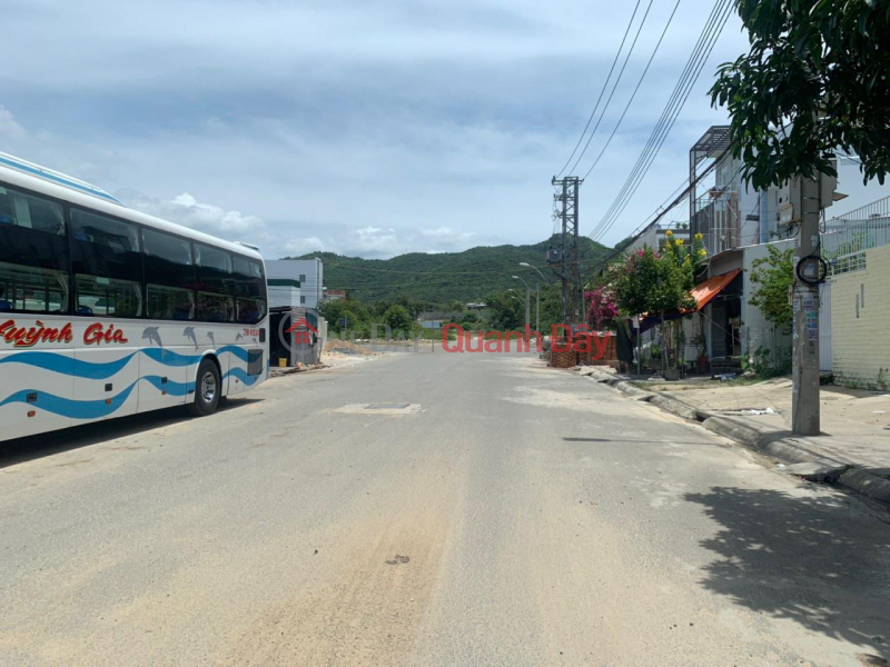 BÁN NHANH LÔ ĐẤT MẶT TIỀN ĐƯỜNG TRẦN KHÁT TRÂN, VĨNH HÒA, NHA TRANG – GIÁ CHỈ 4.15 TỶ! | Việt Nam, Bán đ 4,15 tỷ