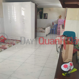 HOUSE FOR SALE LARGE AREA, TRUCK CAR, NEARLY 100 ROOM, TAN THUAN DONG WARD, District 7 _0