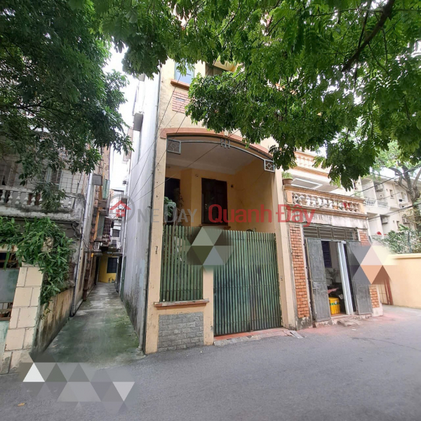 House for rent in car-avoiding alley for office, SPA business on Nguyen Phong Sac street, 42m2-5F-3N-3WC - Price 20 million Rental Listings