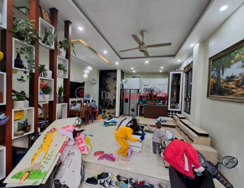 Adjust the owner to sell Xuan La house, Tay Ho, beautiful house, car, corner lot, large area, price 7.6 billion Sales Listings