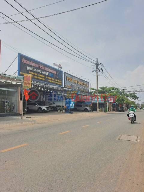 HÀNG HIẾM, 2 mặt tiền, Sát Vinhome Quận 9, DT 89m2 ( 6.4 x 15) chỉ 4 ty Hơn. _0