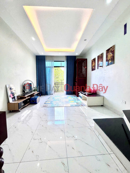 Làm ơn chọn, Nhà ở | Niêm yết bán | đ 6,8 tỷ