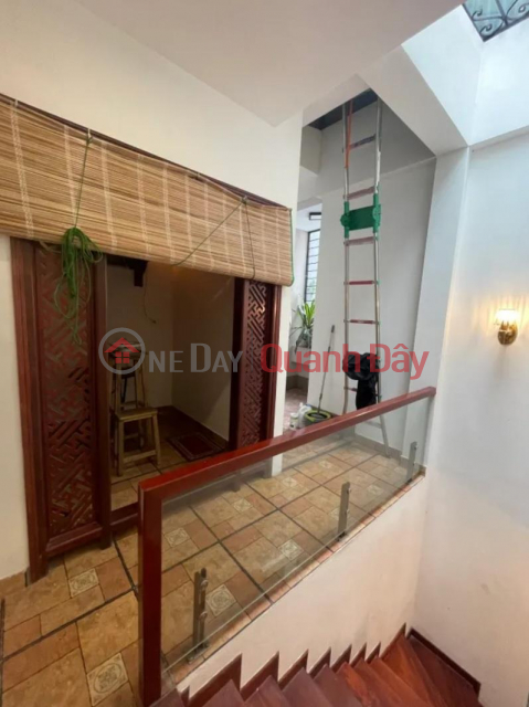 Bat Khoi house with parking lot 32m2, 5 floors, 4.3m square meter, price 4.56 billion. _0