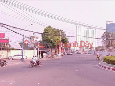 ► Selling Corner Lot with 2 Fronts on April 30 Street, 280m2, investment price _0
