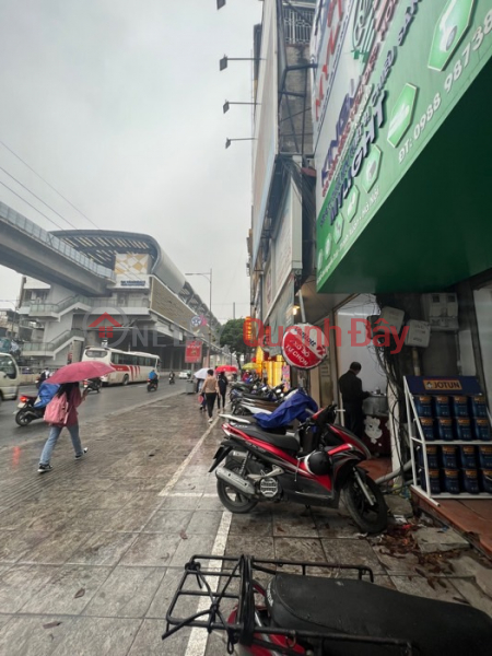 Super Product Nguyen Trai Thanh Xuan Street 120 m old house for sale land 5 m sidewalk business 23 billion Sales Listings