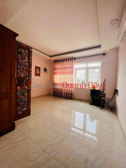 TK-HOUSE FOR SALE - 40m2 Ly' Chinh Thang - 2 floors, nearly 3m alley Price 3.25 BILLION _0