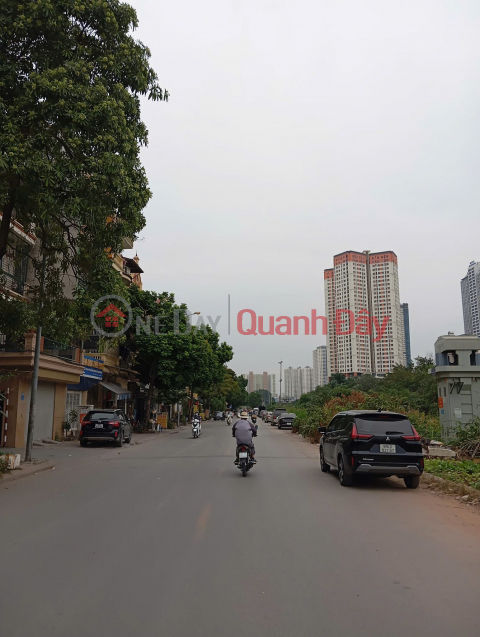 HOUSE FOR SALE IN NGO QUYEN, DIVIDED WITH SIDEWALK, CARS CAN AVOID, STOP, 90M, FRONTAGE 5M, PRICE ONLY 7.5 BILLION _0