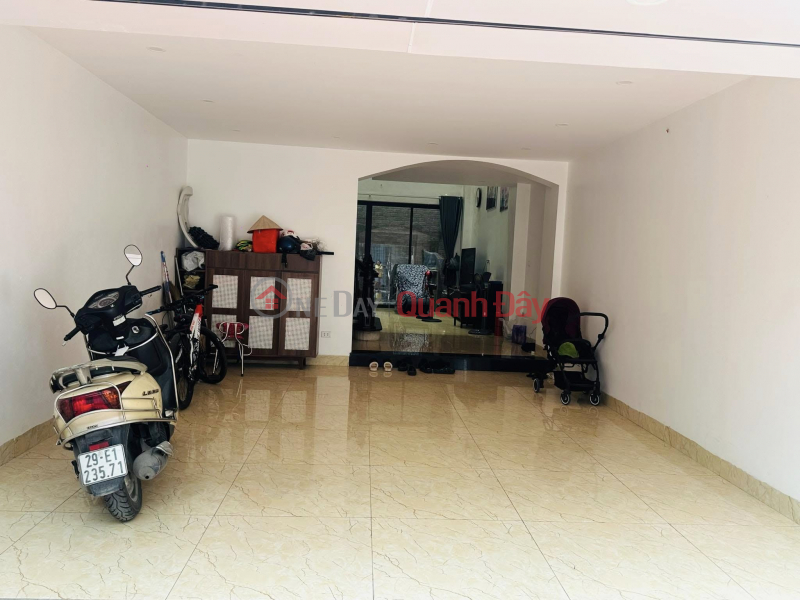 Property Search Vietnam | OneDay | Residential Sales Listings Cheapest in the area, 6 floors, 90m², 6 bedrooms, 6 bathrooms, Lac Long Quan, Tay Ho - 17 billion car garage, elevator waiting area