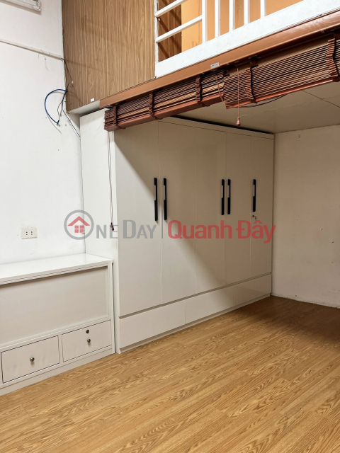 Apartment for rent, 2nd floor, Hang Quat Street Collective, 60m2, 2 bedrooms, fully furnished, 9 million\/month. _0