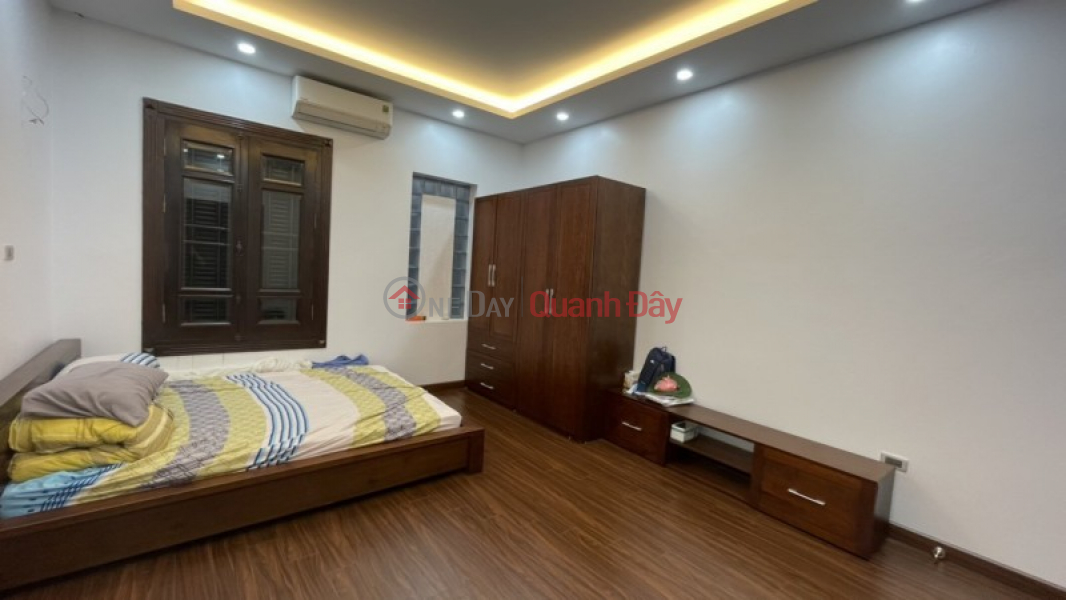 Selling private house in Chua Boc 45m 4 floors, alley with car business, parking day and night, about 9 billion, contact 0817606560 | Vietnam, Sales, ₫ 9.2 Billion