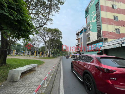 Bán nhà 5 Tầng, 7PN – MT Kênh Nước Đen, view Công Viên, Giáp Tân Phú – Chỉ 10.9 tỷ _0