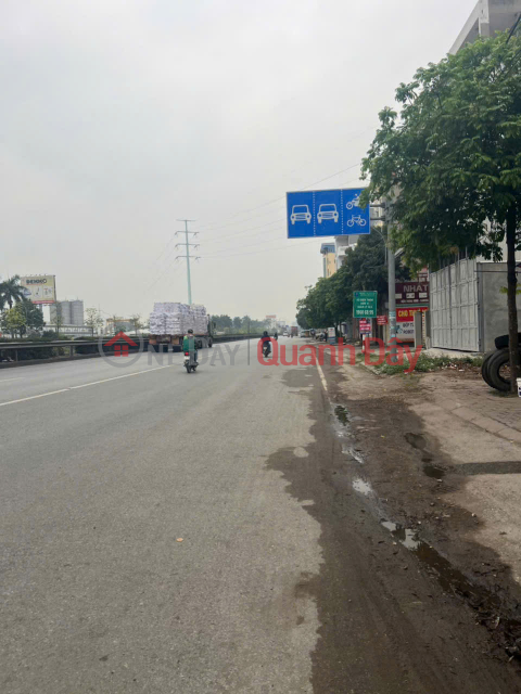 Owner selling house on National Highway 5 - Prime business location - Nhan Hoa Center, My Hao, Hung Yen _0