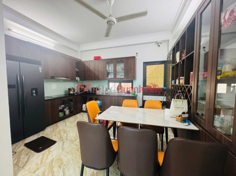  Please Select, Residential Sales Listings đ 10.9 Billion