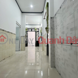 Bán nhà sổ riêng ~ 59m2 cạnh UBND Tân Đông Hiệp _0