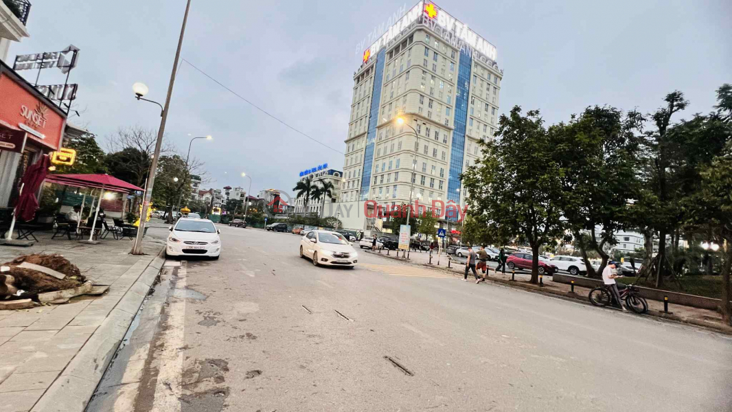 bán nhà Hoàng Như Tiếp- bệnh viện Tâm Anh, diện tích 140m, ôtô tránh, cách bệnh viện Tâm Anh 50m Niêm yết bán