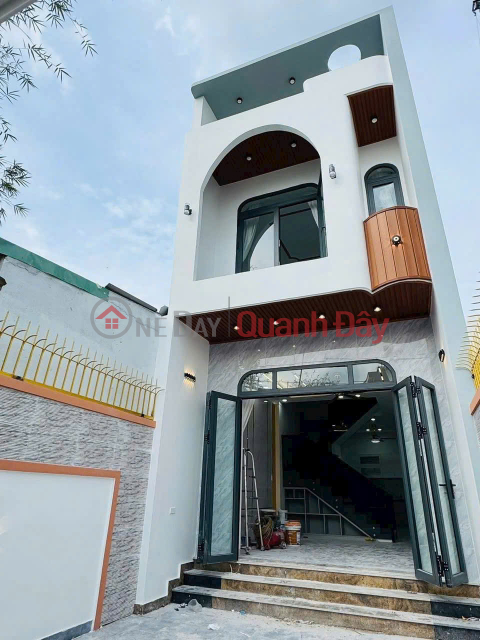 Bán nhà lầu mới tinh, siêu sang, gần chợ Tân Hiệp, sân oto, chỉ 4 tỷ 390 _0