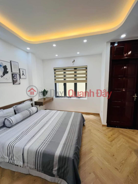 House for sale in Quan Nhan, Thanh Xuan, alley frontage as big as a street, car parking at the door, business, 40m2, 11.x billion. _0