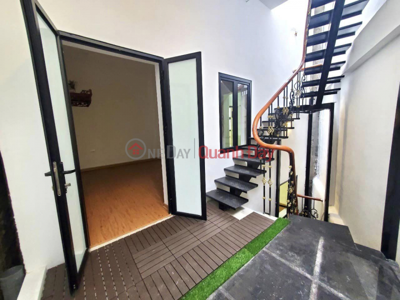 House for sale in Truong Chinh lane, area 37m, 3.6m, price 2.9 billion, red book Sales Listings