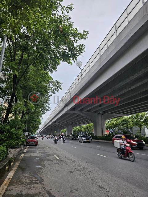 NEW BUILDING 5-FLOOR HOUSE - 20M TO THE STREET - CAR PARKING DAY AND NIGHT - ADVERTISING HOA BINH PARK - POPULATED AREA - SECURE _0