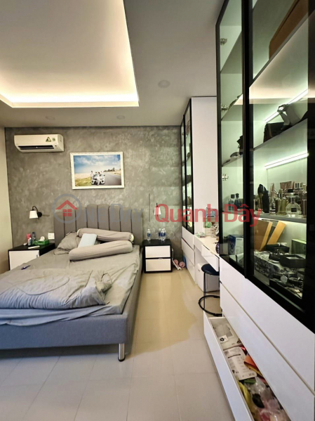 House for sale in Hoa Xuan, Cam Le, busy urban area, good business, next to Hoa Xuan stadium Sales Listings