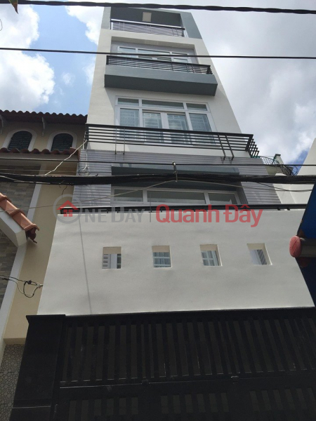 House for sale on Nguyen Chi Thanh street, center of district 10 Sales Listings