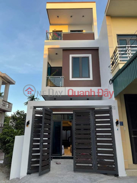 House for sale with 3 floors in Hoang Loc street Sales Listings