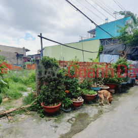 Opportunity to buy 2 plots of land 5x18m right at Xuan Thoi Thuong market, Hoc Mon, SHOCKING PRICE only 2.4 billion _0