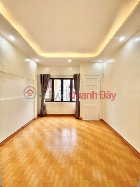House for sale with 4 floors, 3 bedrooms, Tan Mai street, Hoang Mai street, car is parked near, right at school, market, Vietnam Sales, đ 3.1 Billion