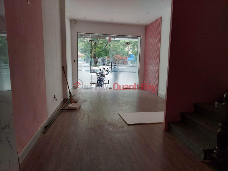 đ 50 Million/ month A whole house for rent in the face of Tran Dang Ninh street – Cau Giay