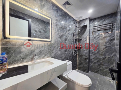HOÀNG HOA THÁM 6 TẦNG THANG MÁY-DT 45M GIÁ 11,7 TỶ GẦN Ô TÔ _0