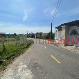 The owner sells a level 4 house in Bach Dang commune, City. Tan Uyen _0