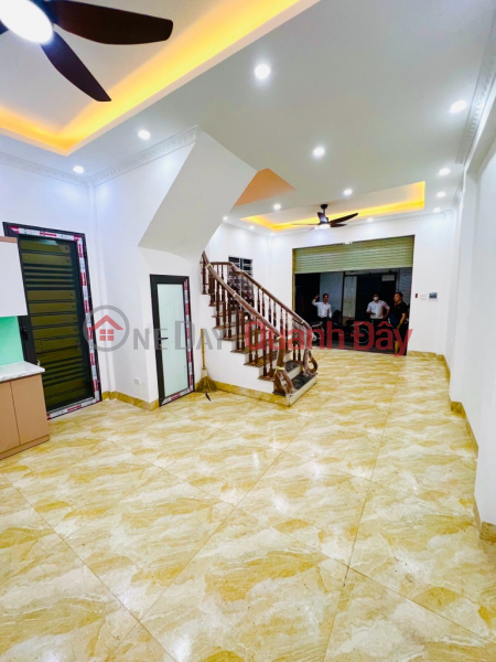 Property Search Vietnam | OneDay | Residential Sales Listings RARE SEGMENT IN CAU GIAY – NEW 5-FLOOR HOUSE – BEAUTIFUL BUILDING WINDOWS – CORNER LOT, 40M2, APPROXIMATELY 6 BILLION