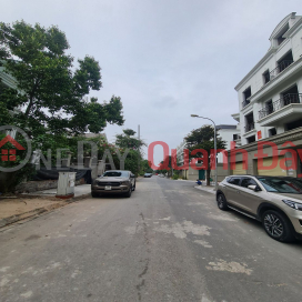 Đáo hạn vốn kinh doanh nên BÁN GẤP căn biệt thự đơn lập tại Đa Tốn, Gia Lâm. 200m2. Lh 0989894845 _0