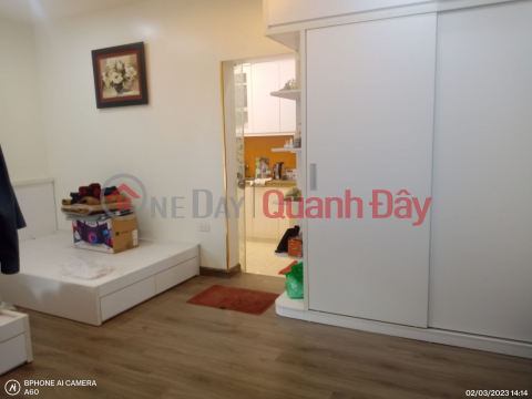 Bán Tập Thể Tông Đản, 90m2, 3.7Tỷ, 2 ngủ 1 WC, Nhà Đẹp Ở Luôn, 0977097287 _0